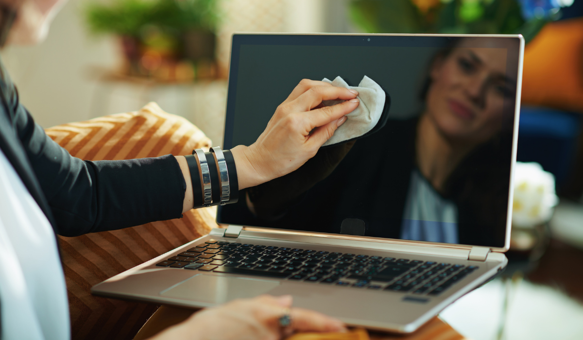 Read more about the article 4 Profi Trükk a Számítógép és Laptop Portalanításhoz